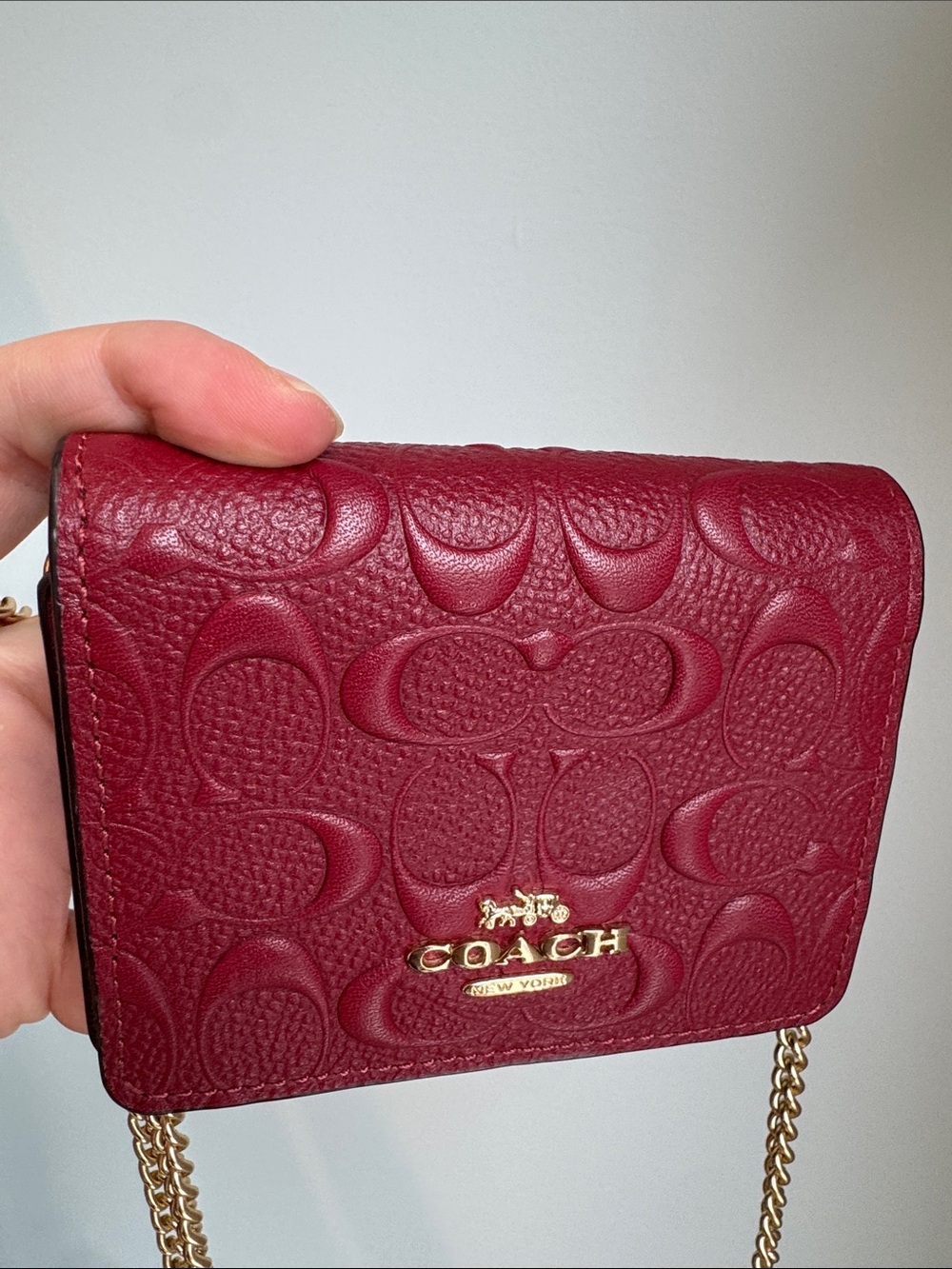 Coach Women's Red Leather Wallet on Gold Chain - Picture 2 of 10